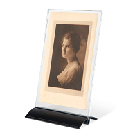 AeroLinea® Acrylic Single-Sided Tabletop Sign Holder AeroLinea® Acrylic Single-Sided Tabletop Sign Holder