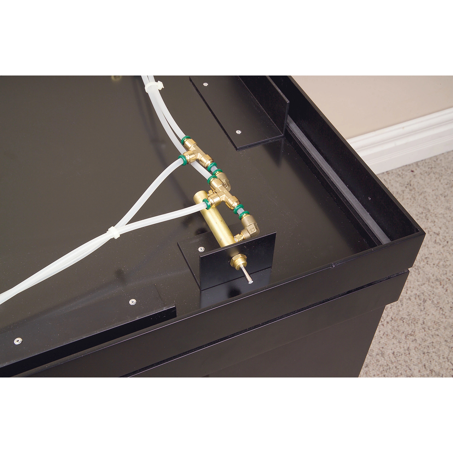 Gaylord Archival® Pneumatic Locking System for Metro™ Museum Cases