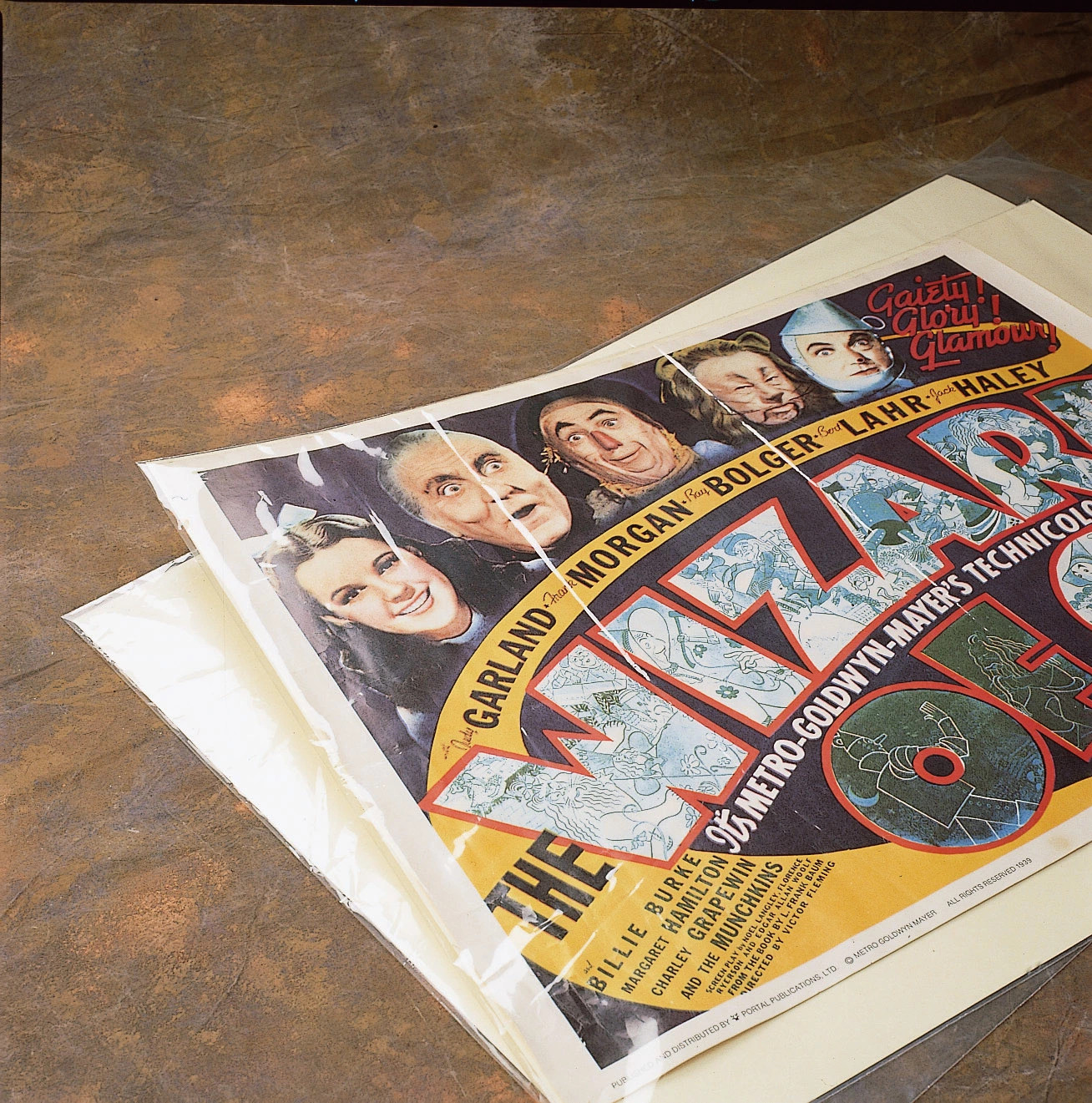 Gaylord Archival® 27 x 41" 20 pt. One Sheet Poster Backer Boards (25-Pack)