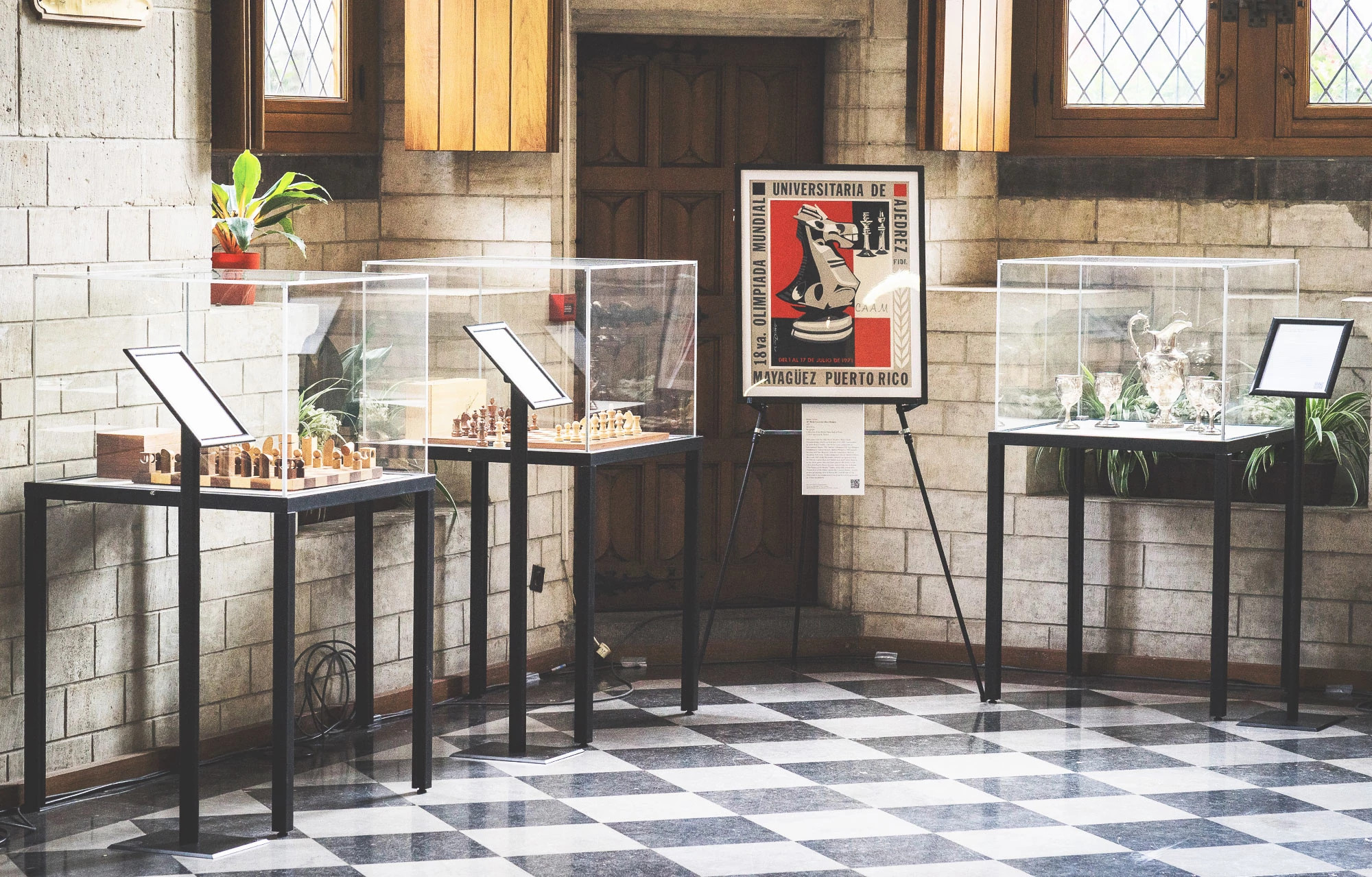 ExhibitGallery-Hero3