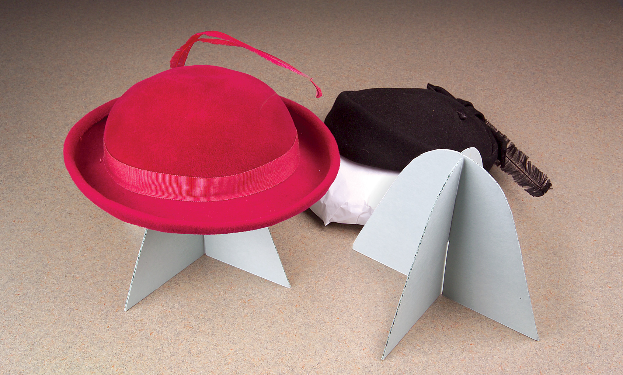 Gaylord Archival® Hat Mount Stands (6-Pack)