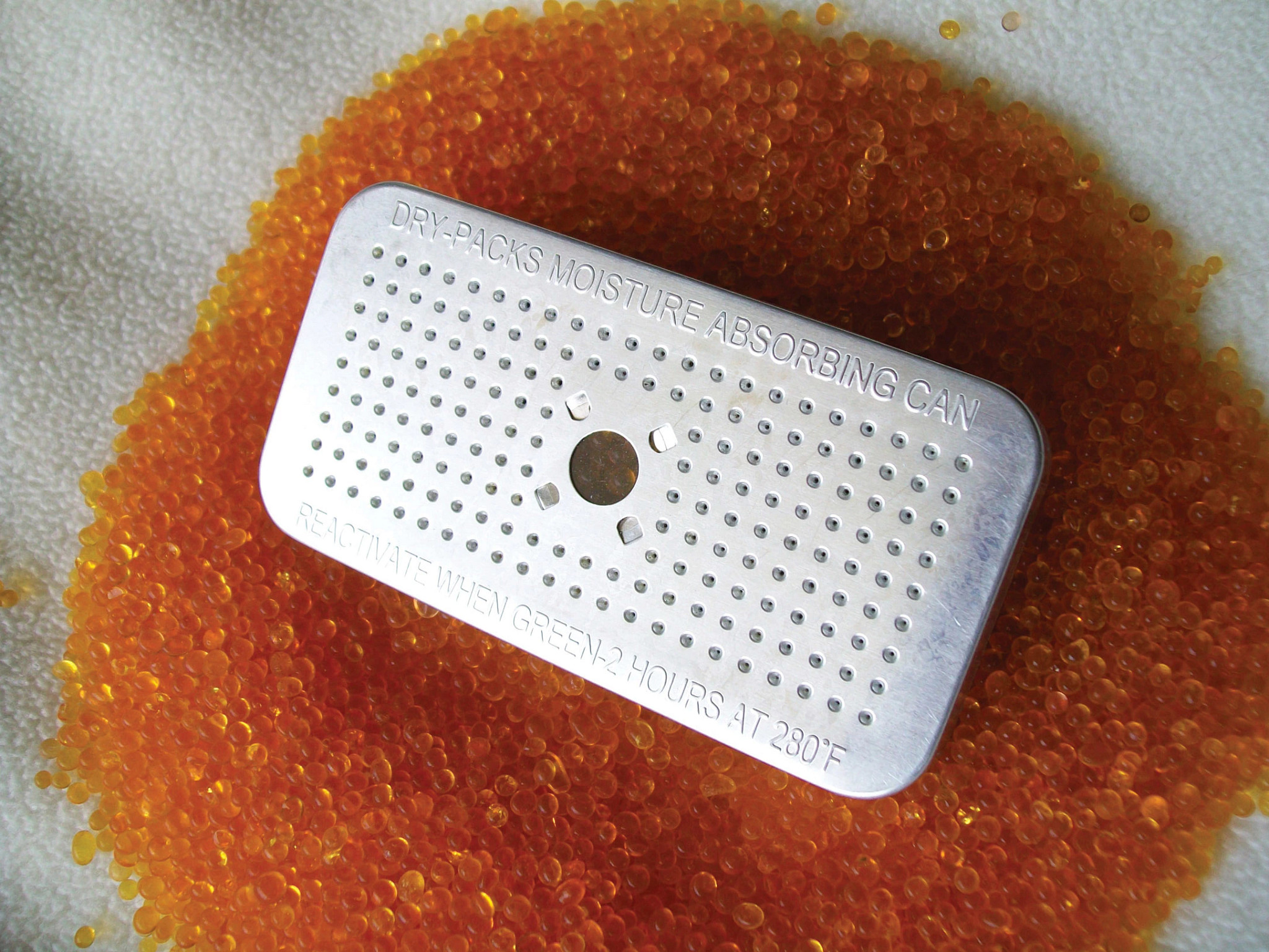 Aluminum Desiccant Canister