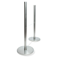 Q-Cord&#153; Museum Barrier with Dual Retractable Cords